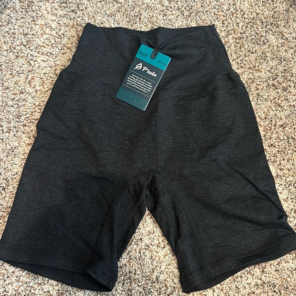 Ptula Bare 5” shorts